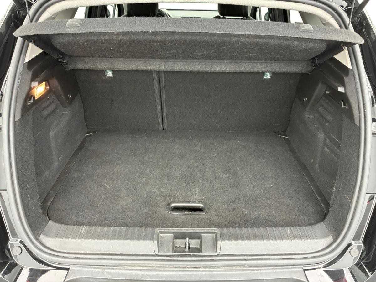 renault-captur-2023-hibrido-a-gasolina-1598cc