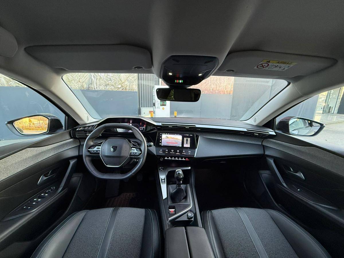 peugeot-308-2023-gasolina-1199cc