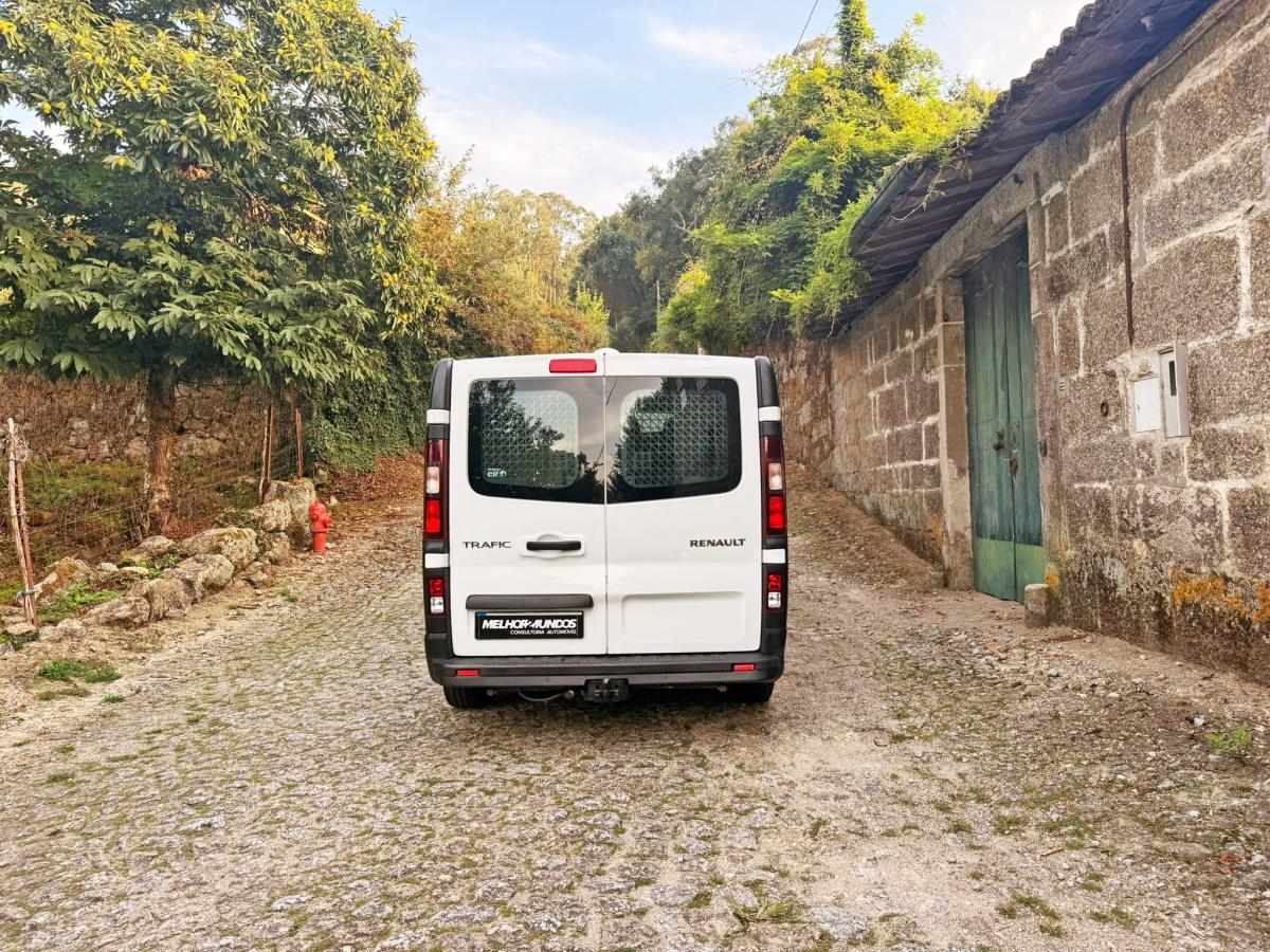 renault-trafic-2016-diesel-1598cc