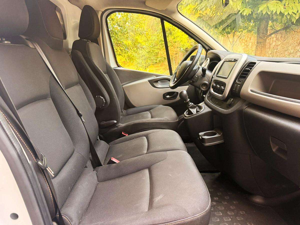 renault-trafic-2016-diesel-1598cc