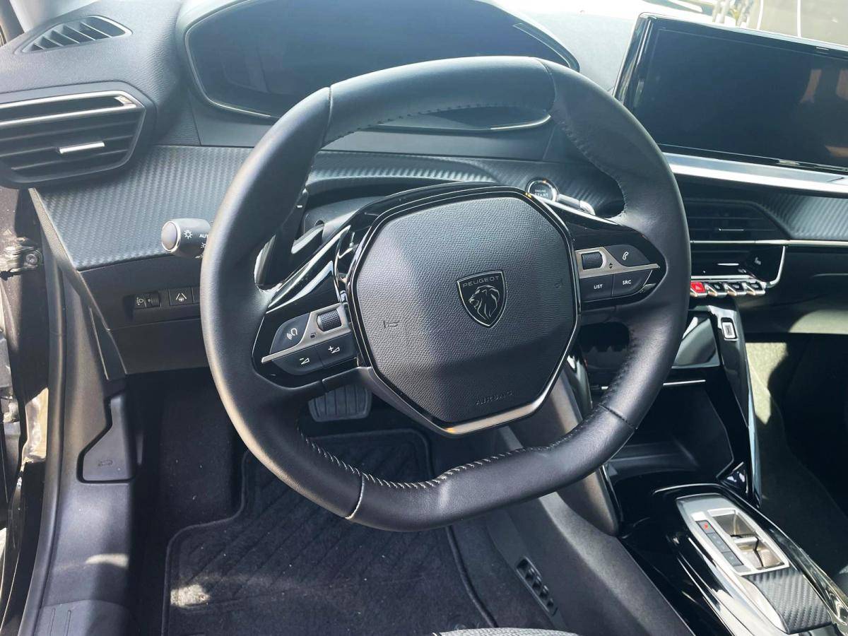 peugeot-208-2024-hibrido-a-gasolina-1199cc