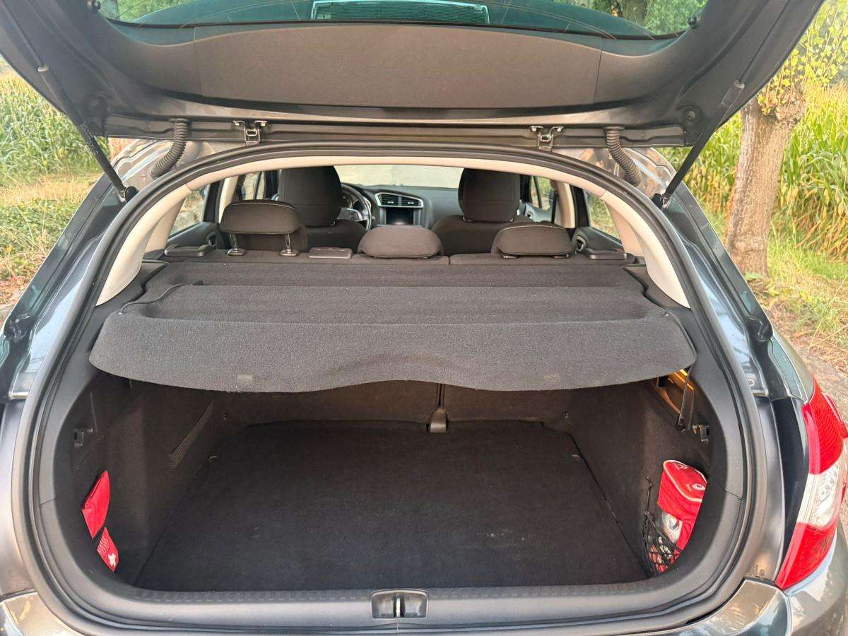 citroen-c4-2014-diesel-1560cc