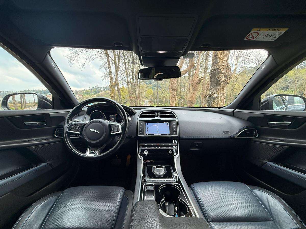jaguar-xe-2019-diesel-1999cc