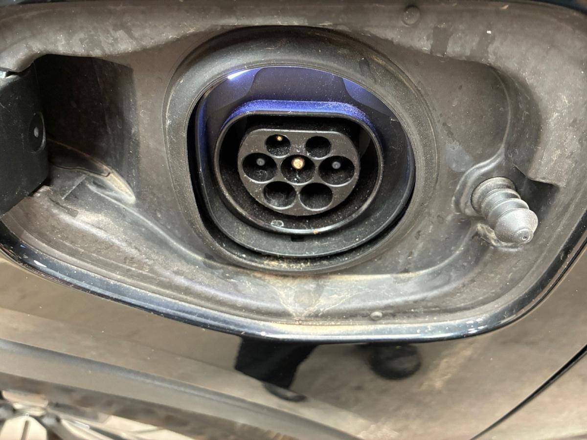 volvo-xc40-2023-hibrido-a-gasolina-1477cc