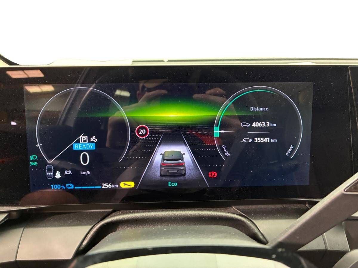 renault-megane-e-tech-2022-eletrico-0cc
