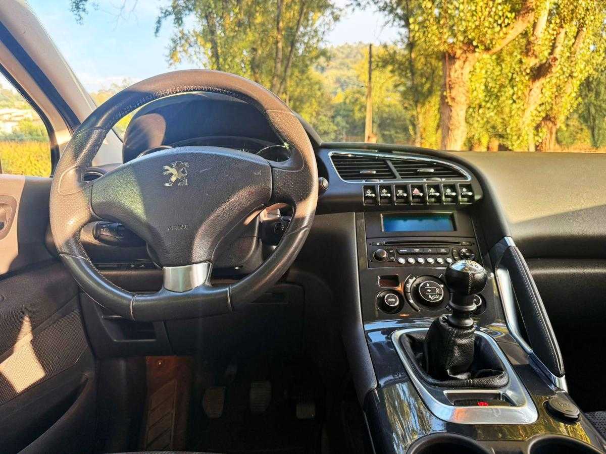 peugeot-3008-2012-diesel-1560cc