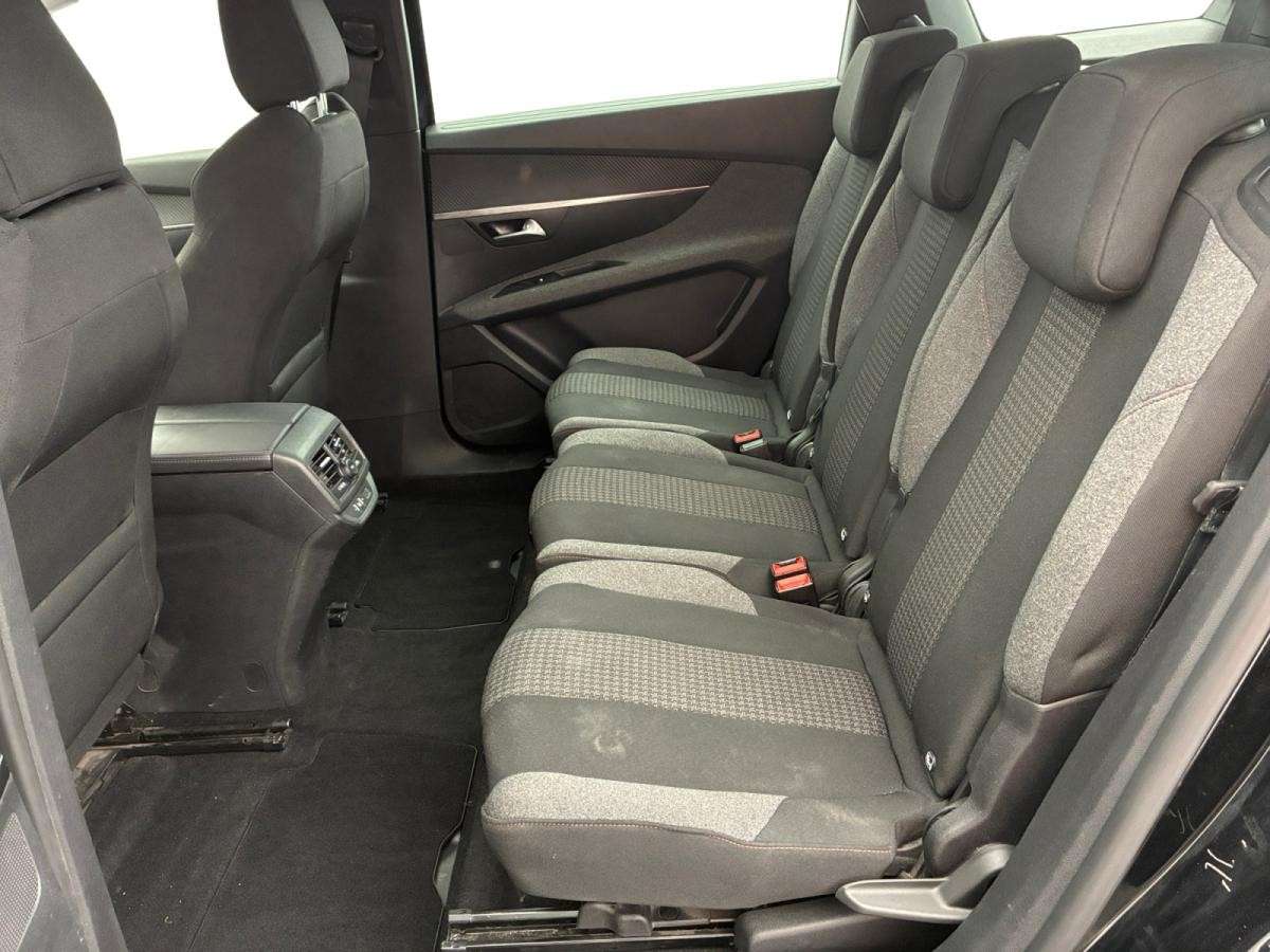 peugeot-5008-2021-gasolina-1199cc