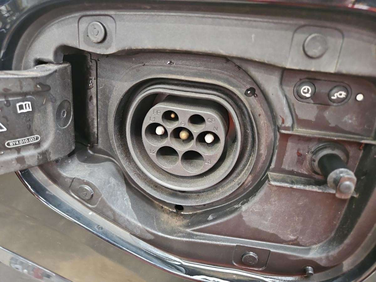 audi-q3-2024-hibrido-a-gasolina-1395cc