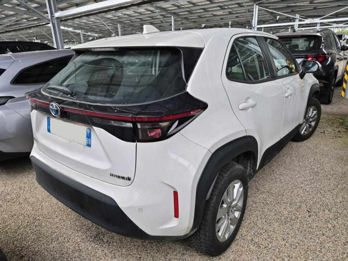 toyota-yaris-cross-2023-hibrido-a-gasolina-1490cc