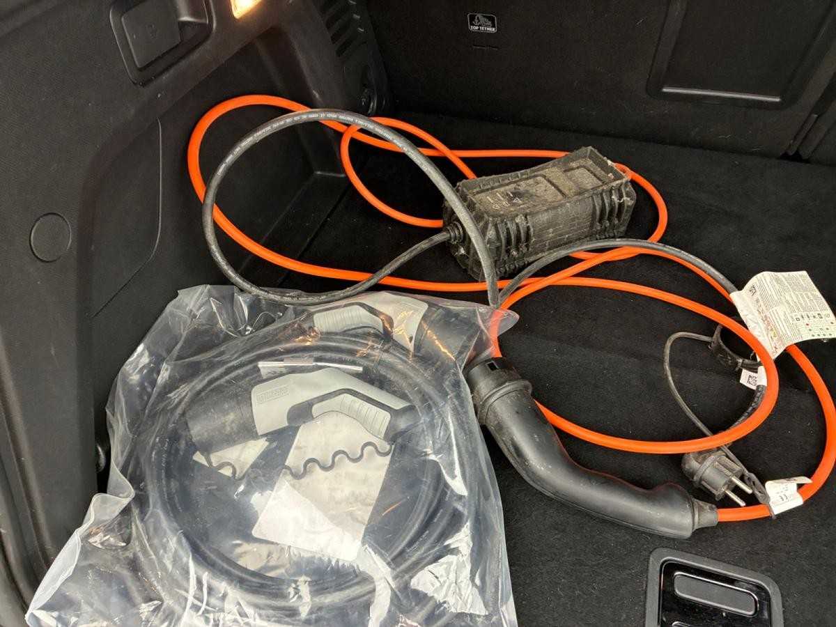 peugeot-3008-2022-hibrido-a-gasolina-1598cc