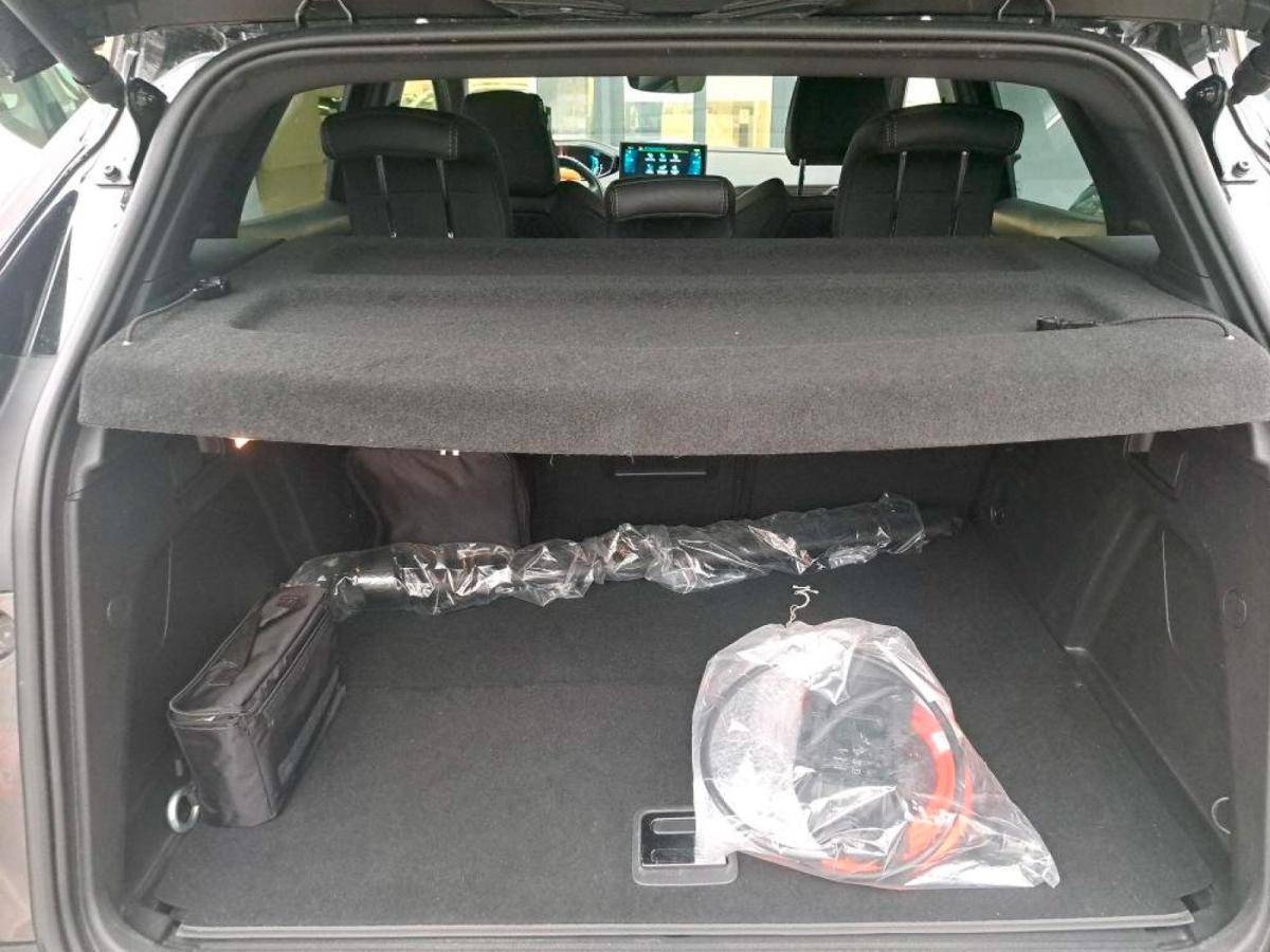 peugeot-3008-2021-hibrido-a-gasolina-1598cc