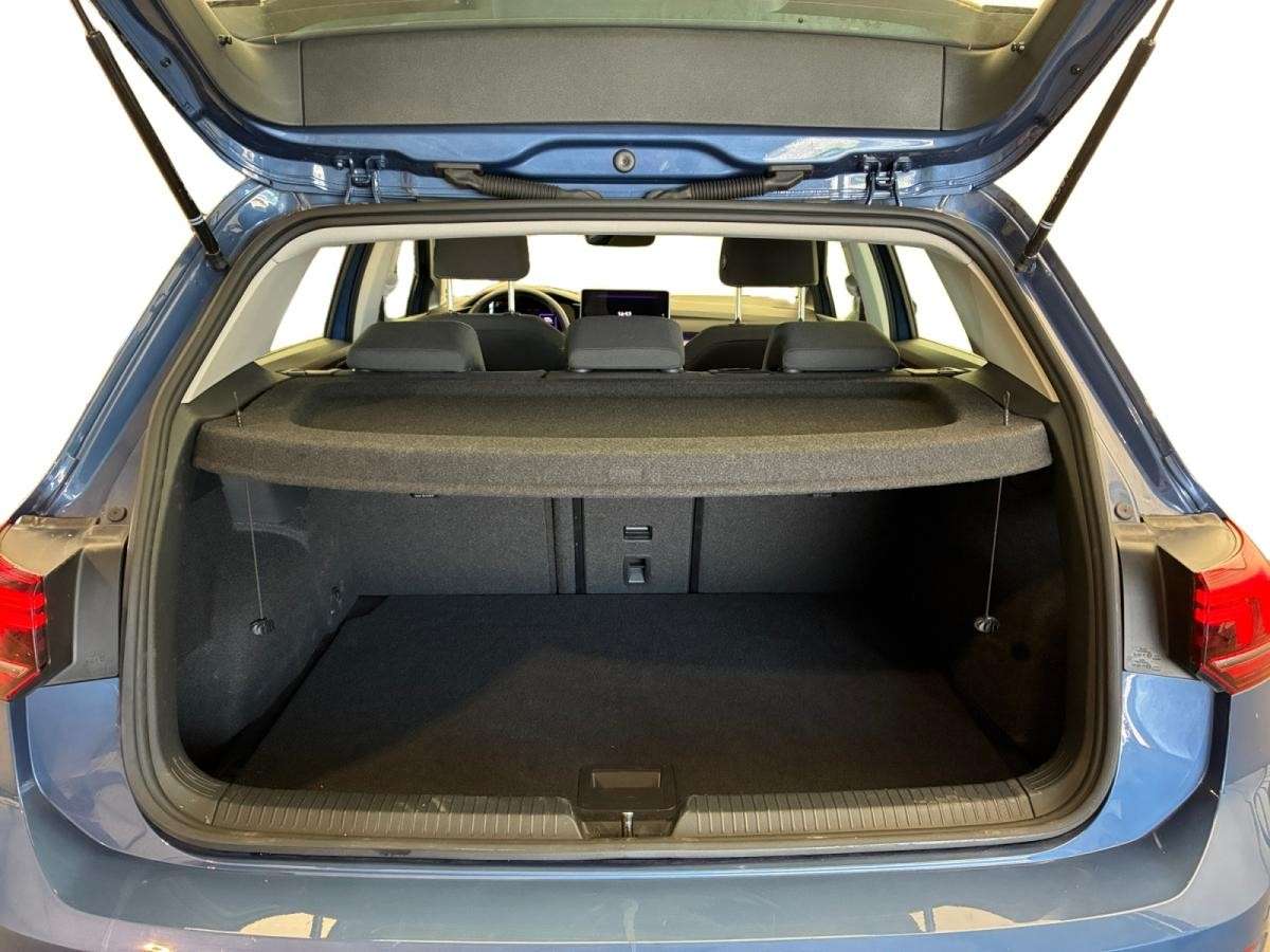 volkswagen-golf-2024-hibrido-a-gasolina-1498cc