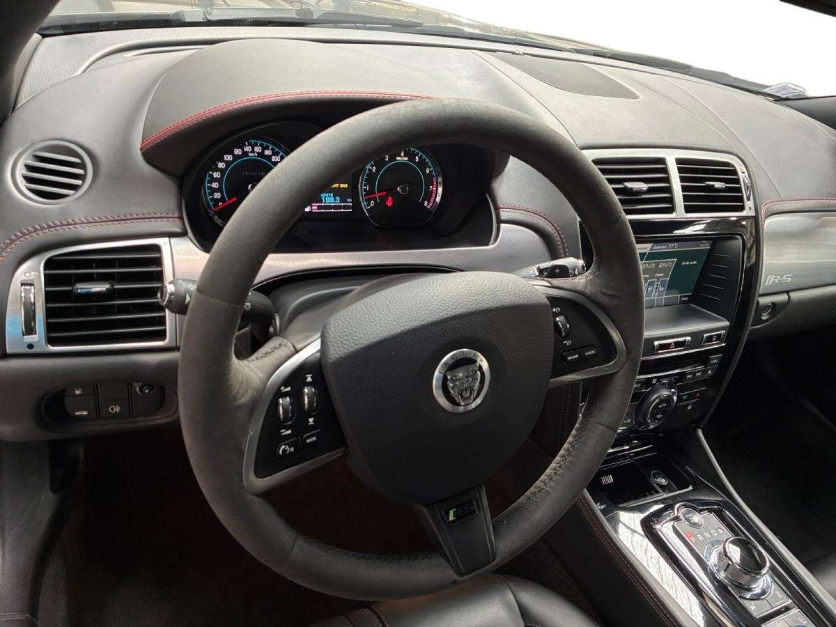 jaguar-xkr-2016-gasolina-5000cc