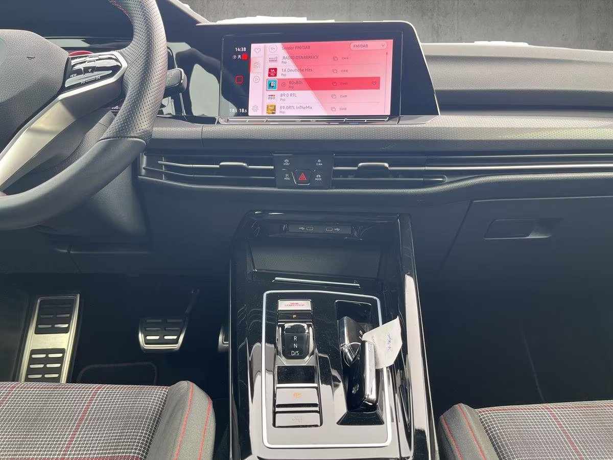 volkswagen-golf-2023-gasolina-1984cc