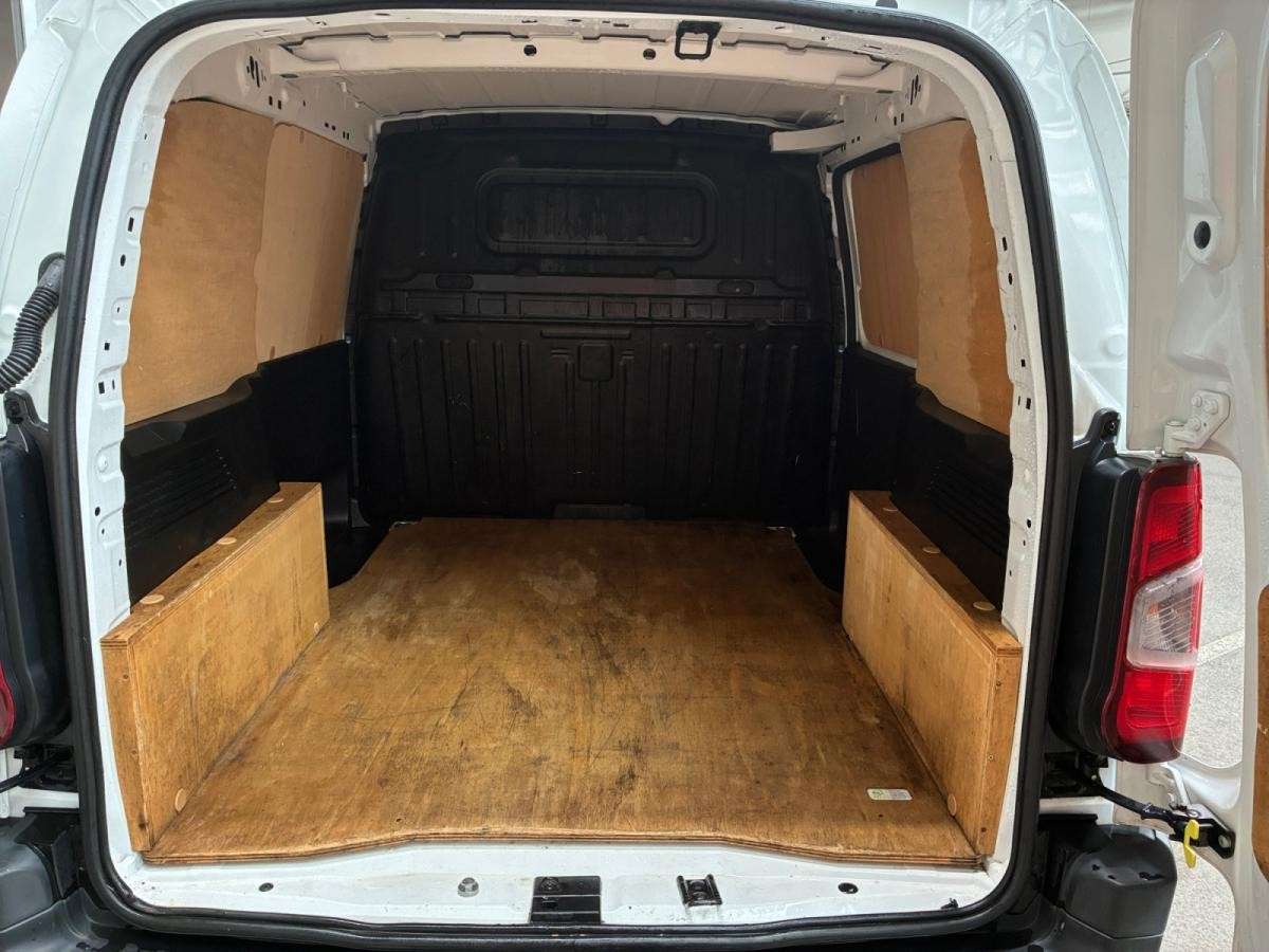 opel-combo-2020-diesel-1499cc