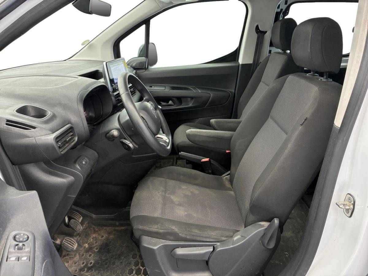 citroen-berlingo-2023-diesel-1499cc
