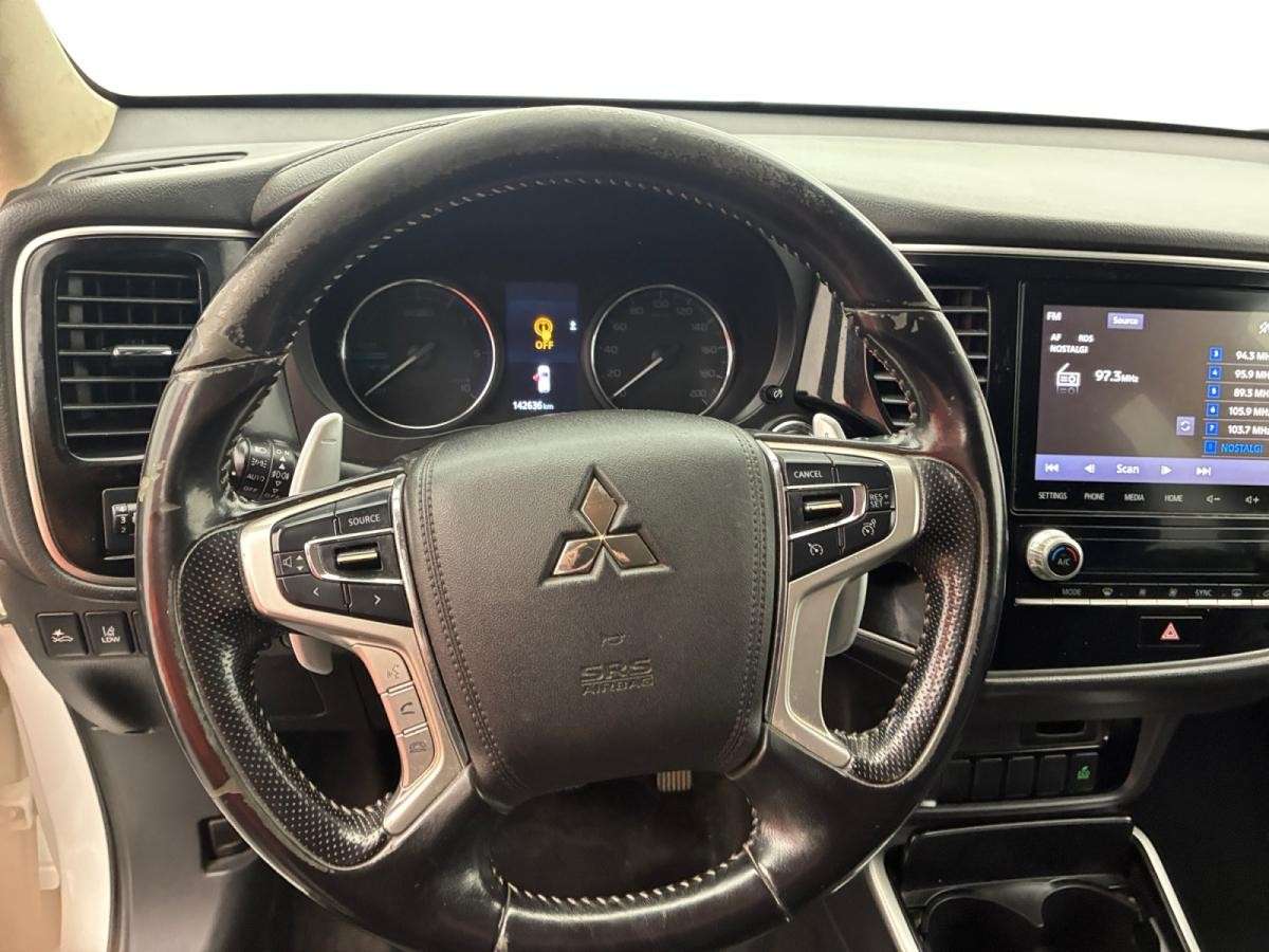 mitsubishi-outlander-2019-hibrido-a-gasolina-2360cc
