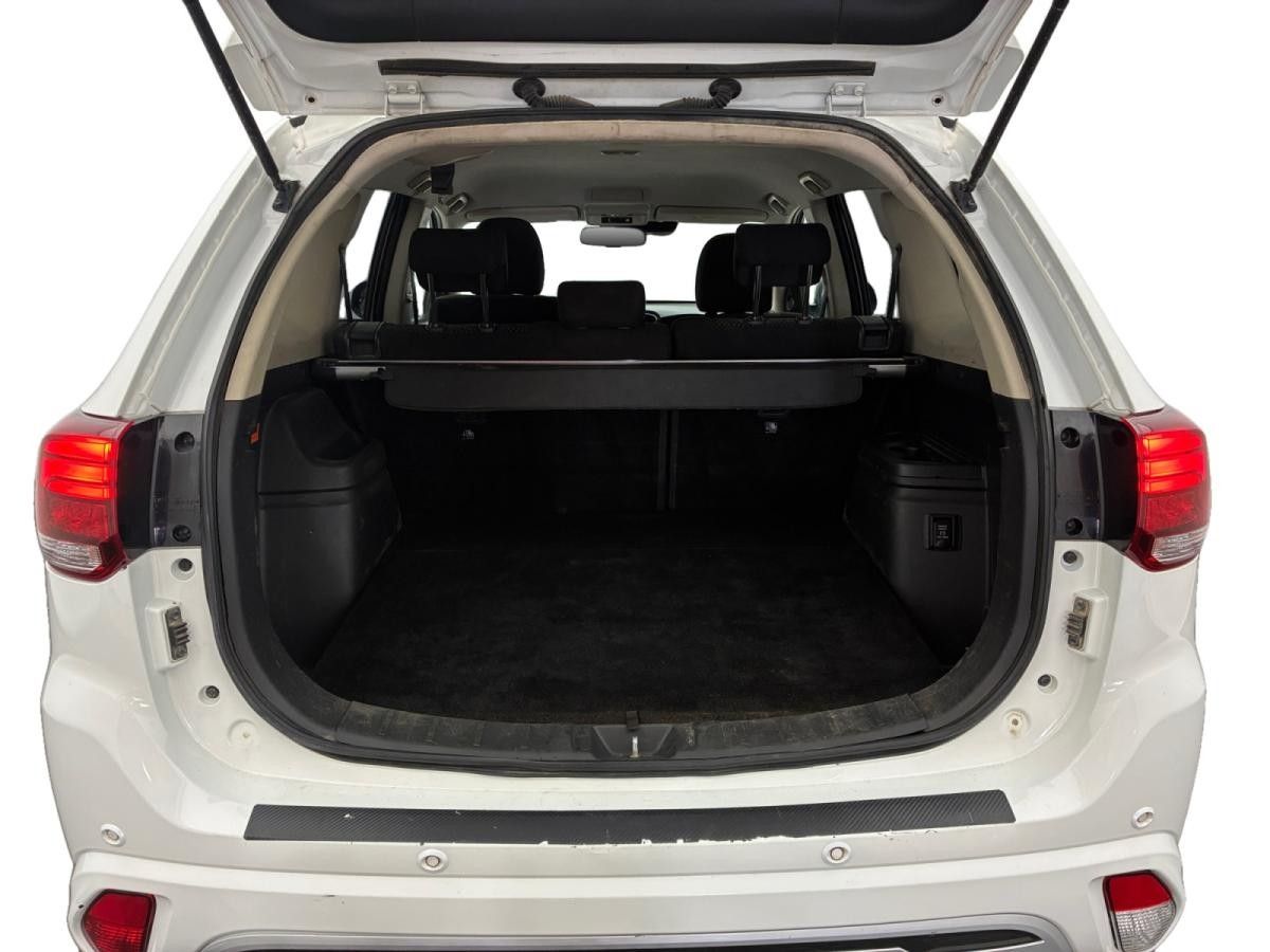 mitsubishi-outlander-2019-hibrido-a-gasolina-2360cc
