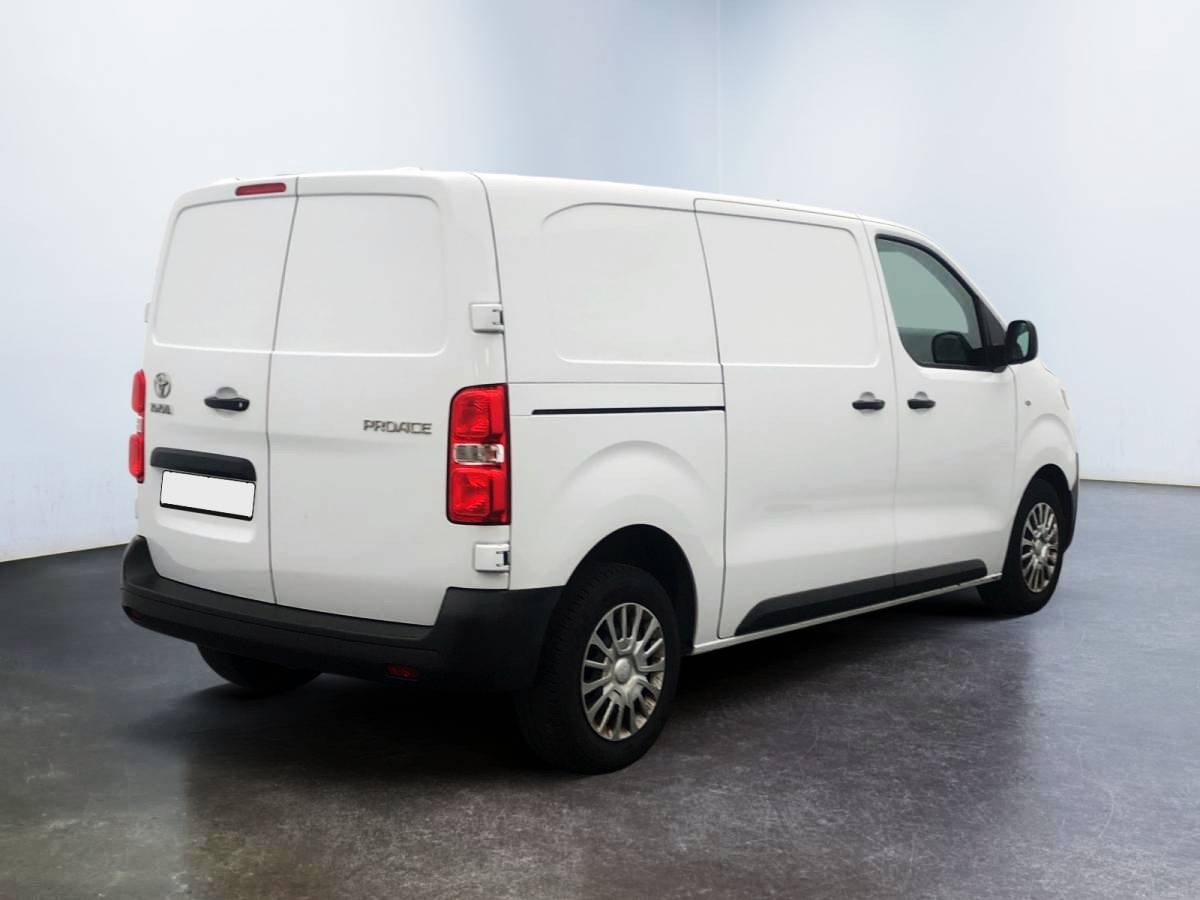 toyota-proace-2023-diesel-1997cc