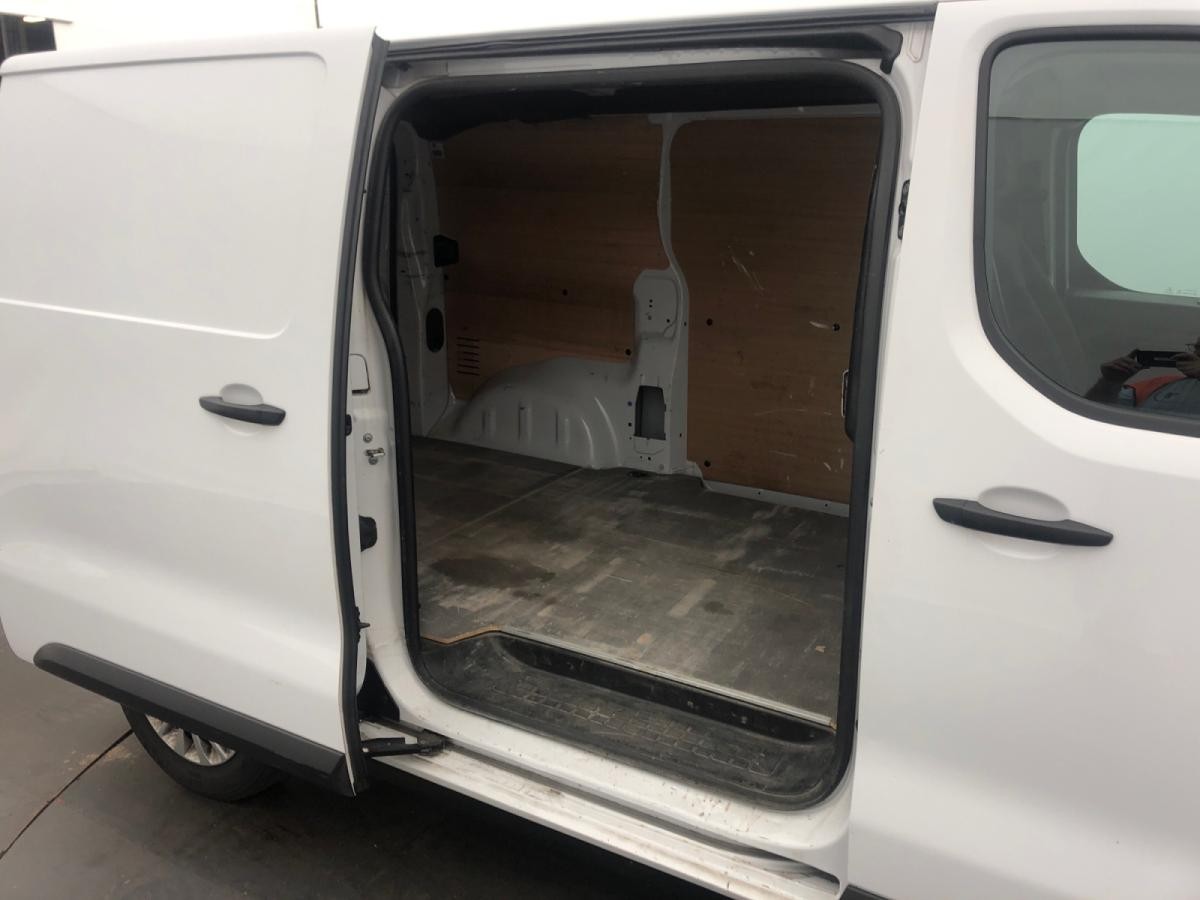 toyota-proace-2023-diesel-1997cc