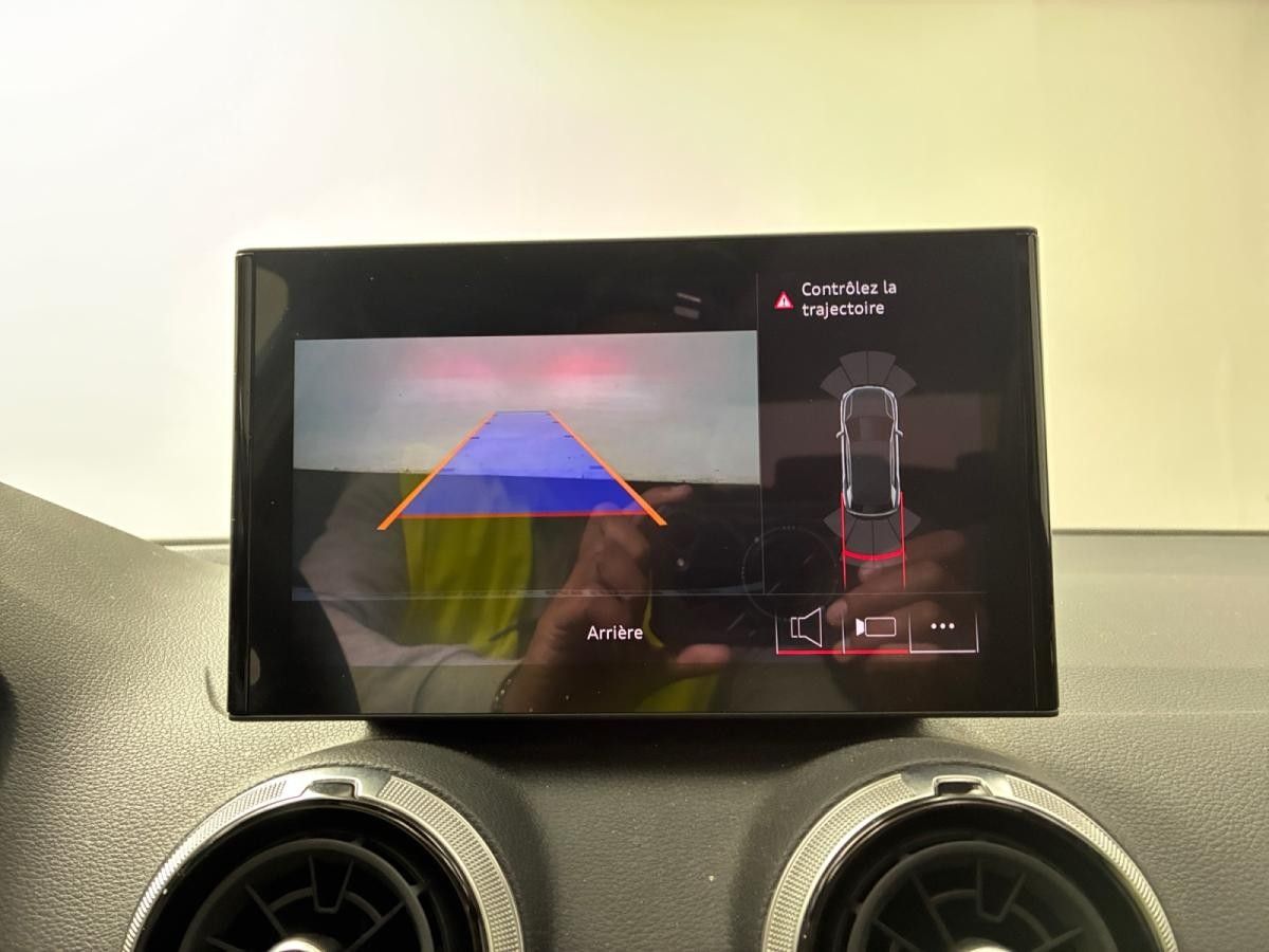 audi-q2-2025-gasolina-1498cc