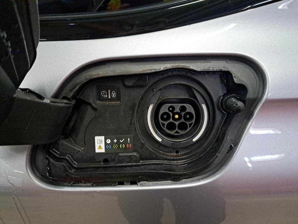 peugeot-508-sw-2020-hibrido-a-gasolina-1598cc