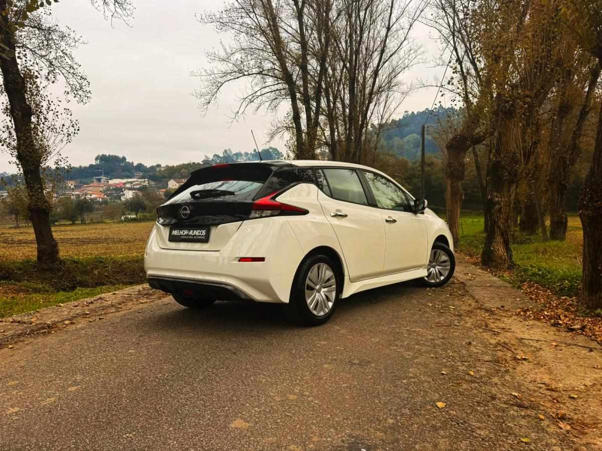 nissan-leaf-2023-eletrico-0cc