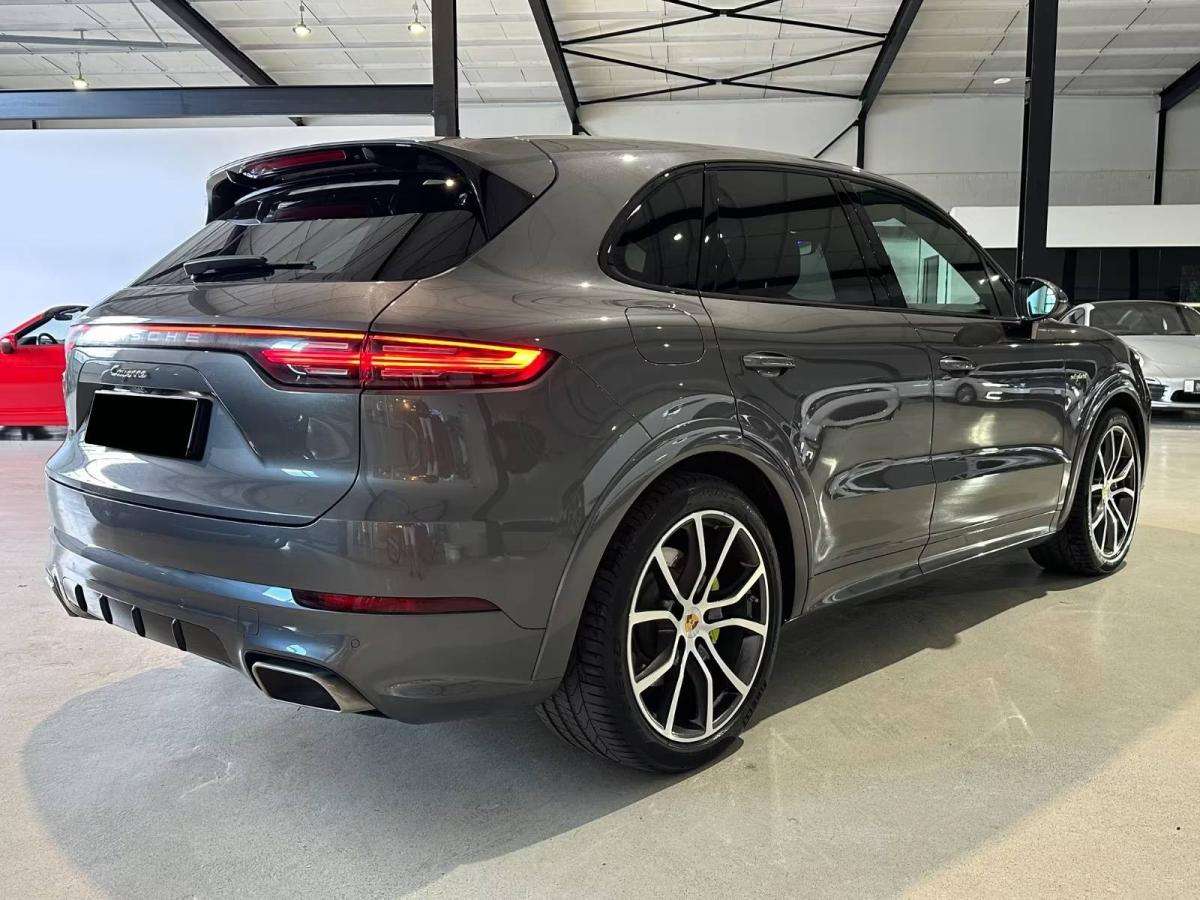 porsche-cayenne-2022-hibrido-a-gasolina-2995cc