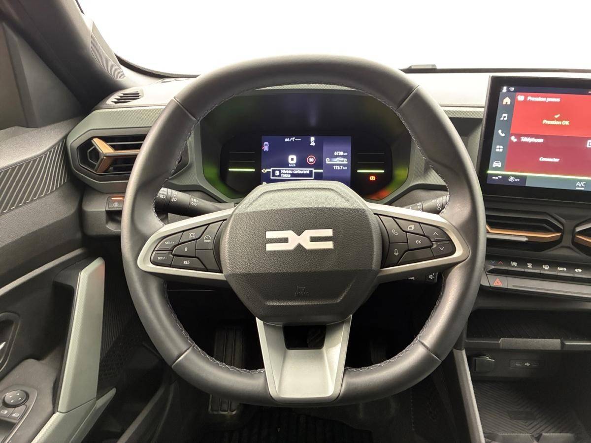 dacia-duster-2025-hibrido-a-gasolina-1598cc