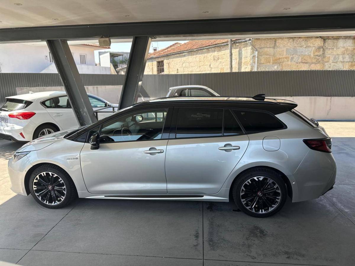 toyota-corolla-2021-hibrido-a-gasolina-1798cc