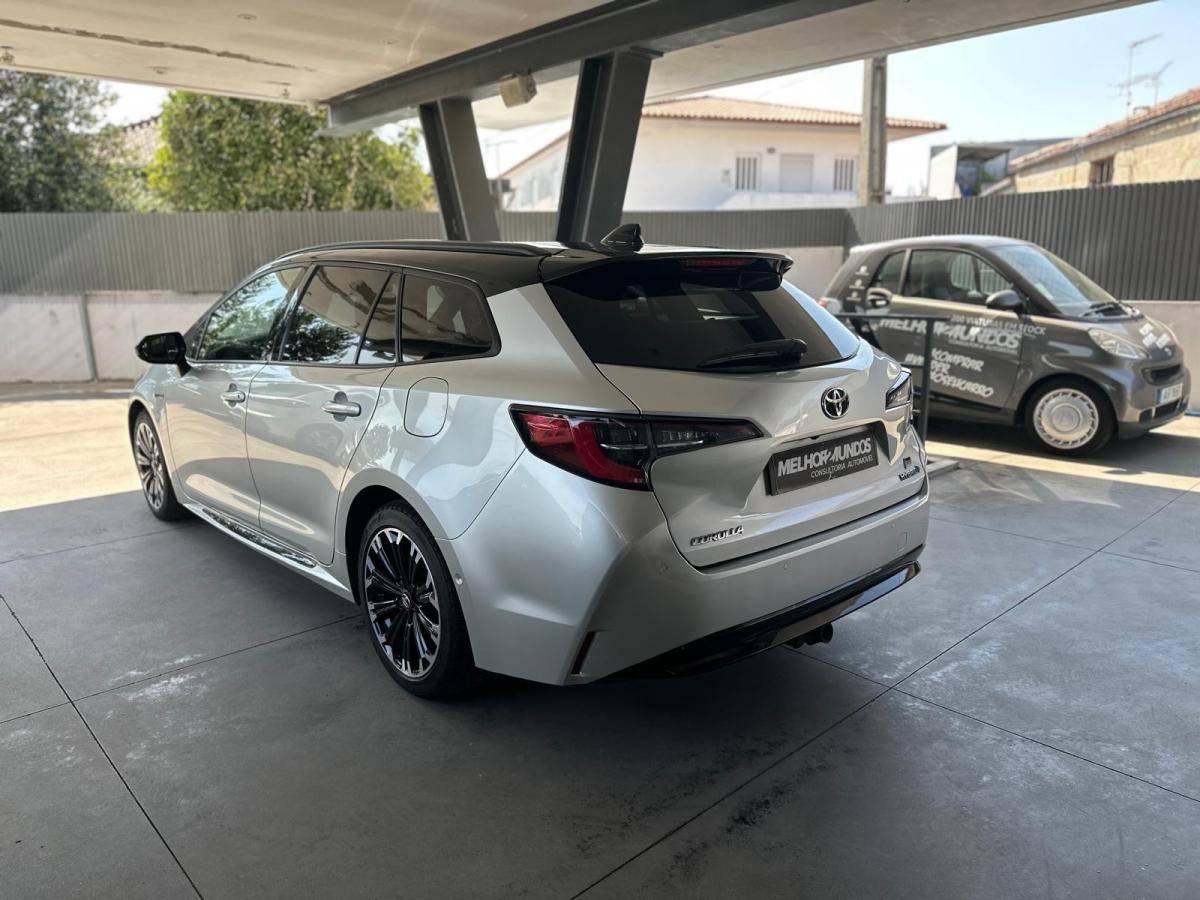toyota-corolla-2021-hibrido-a-gasolina-1798cc