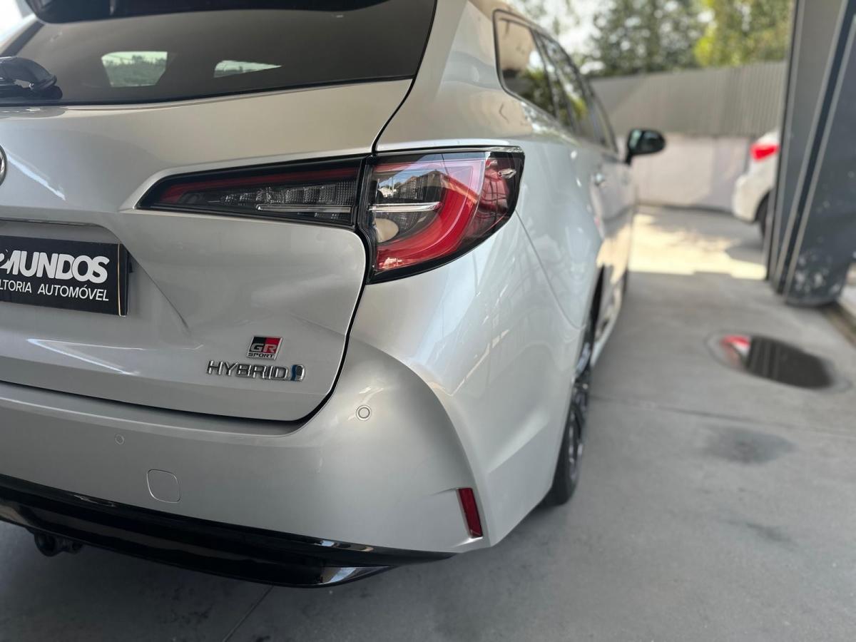 toyota-corolla-2021-hibrido-a-gasolina-1798cc