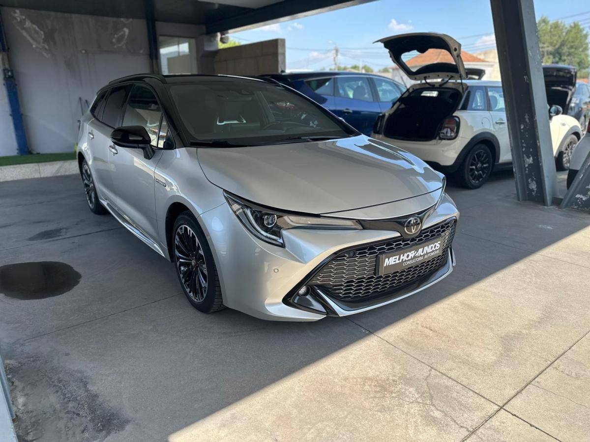 toyota-corolla-2021-hibrido-a-gasolina-1798cc