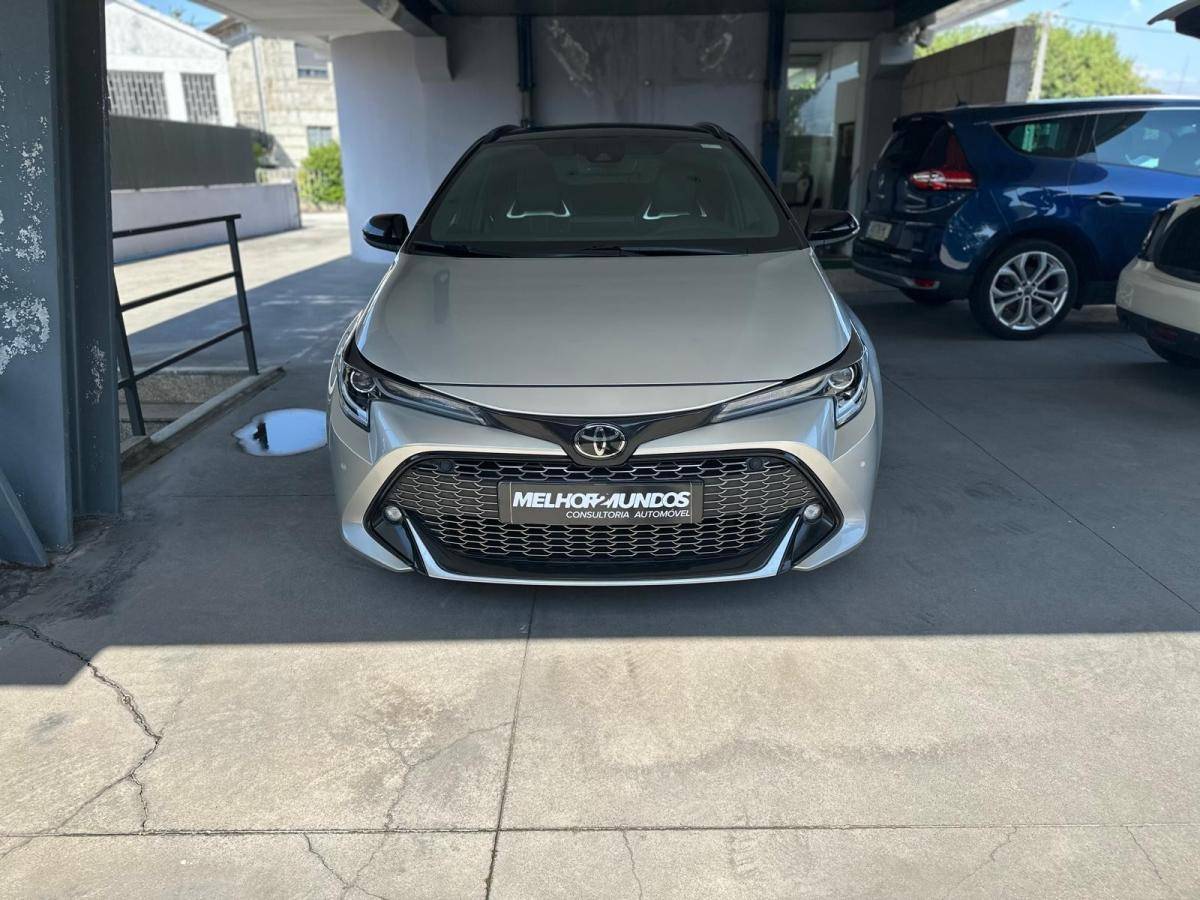 toyota-corolla-2021-hibrido-a-gasolina-1798cc