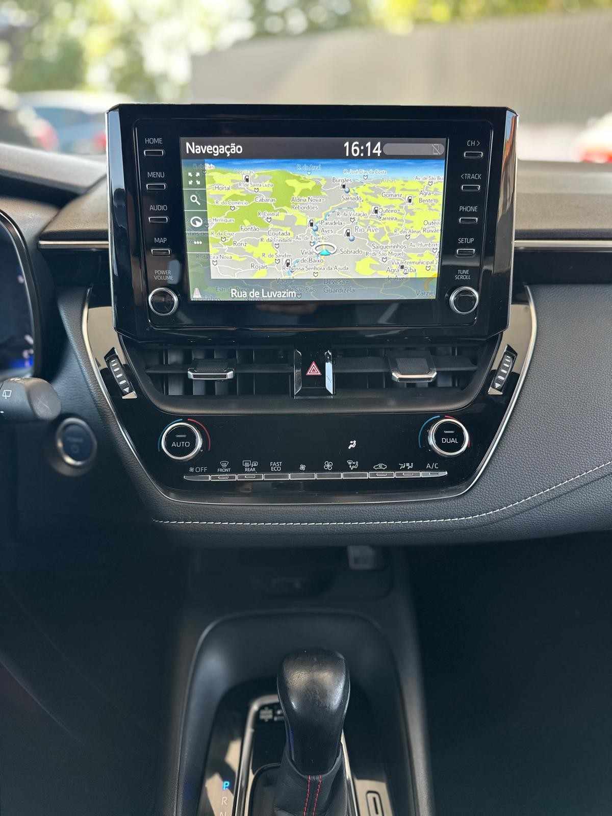 toyota-corolla-2021-hibrido-a-gasolina-1798cc