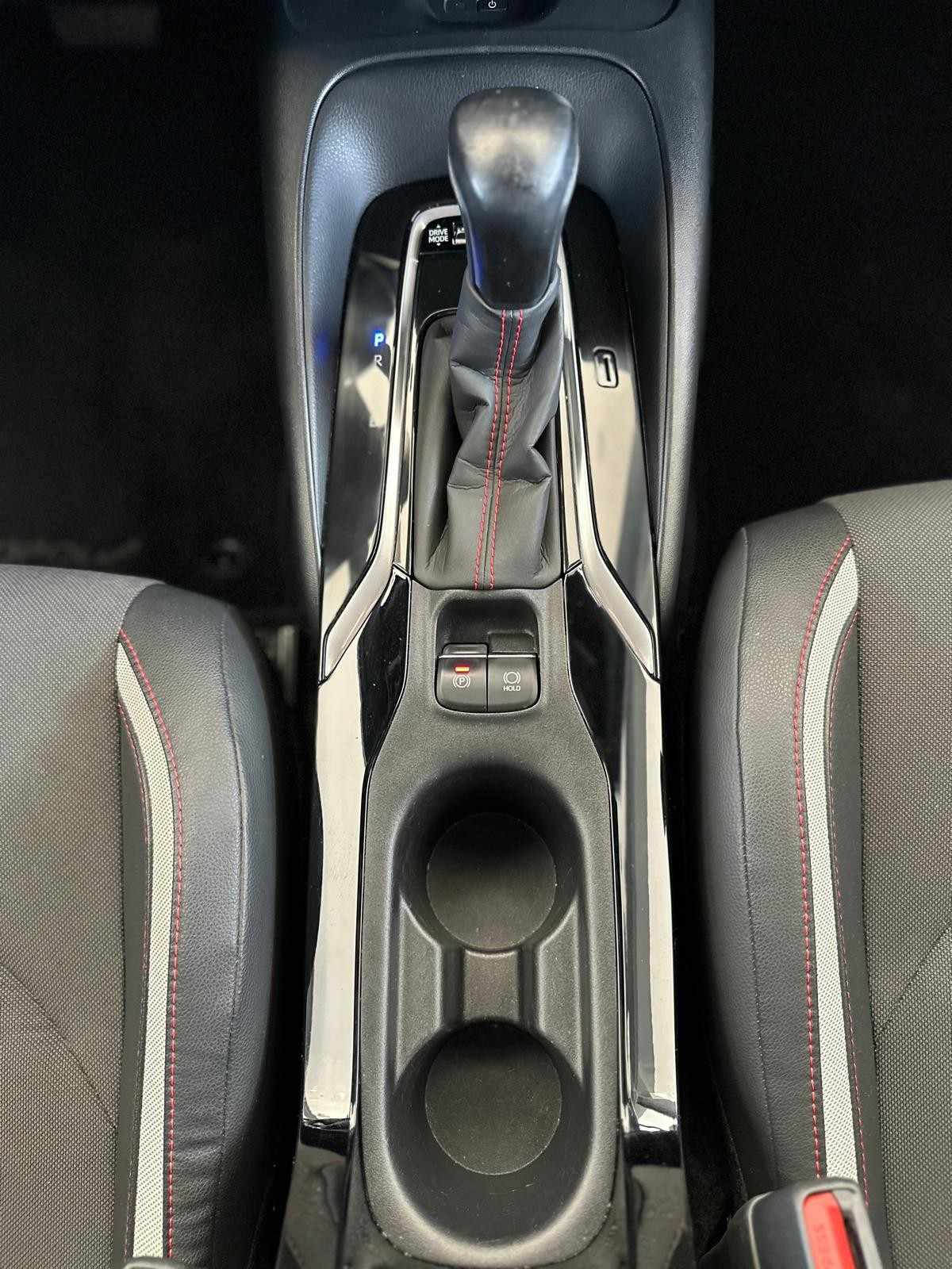 toyota-corolla-2021-hibrido-a-gasolina-1798cc