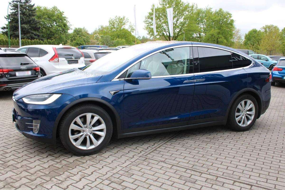 tesla-model-x-2018-eletrico-0cc