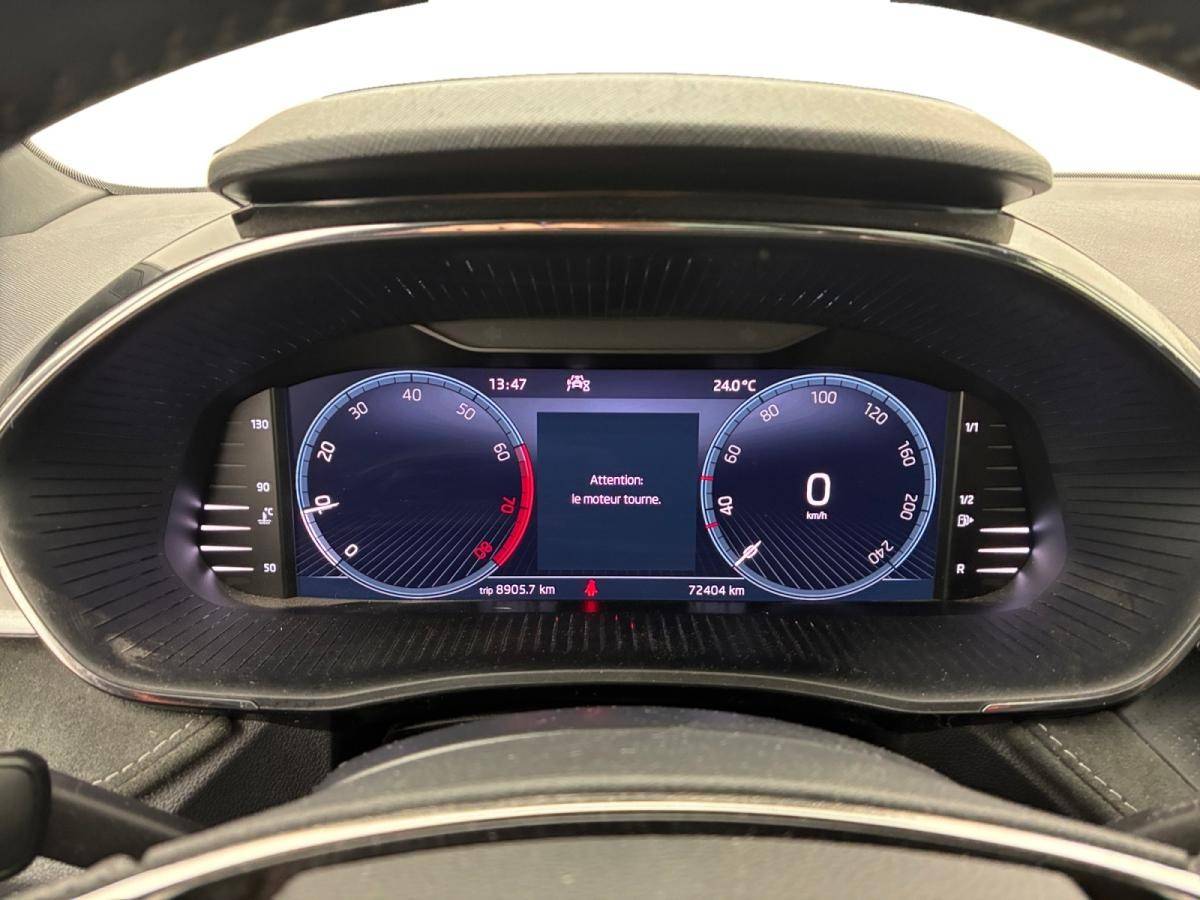 skoda-fabia-2022-gasolina-999cc