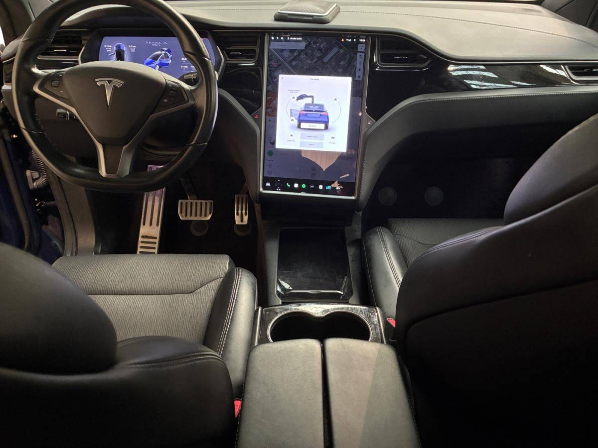 tesla-model-x-2018-eletrico-0cc