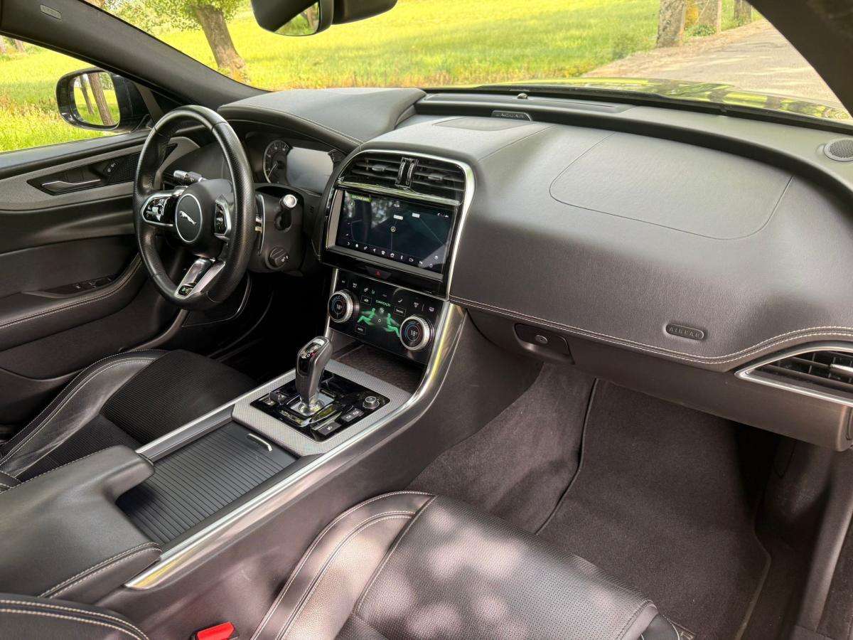 jaguar-xe-2019-diesel-1999cc