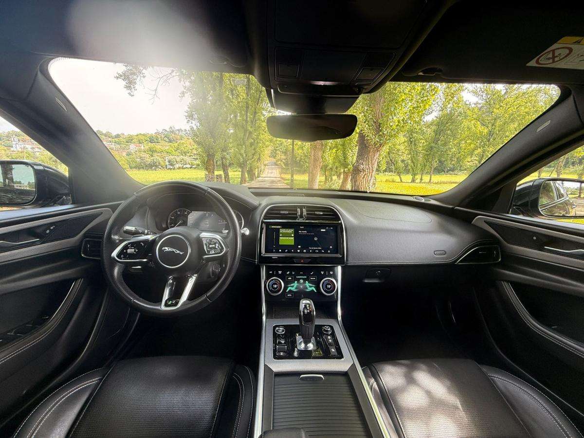 jaguar-xe-2019-diesel-1999cc