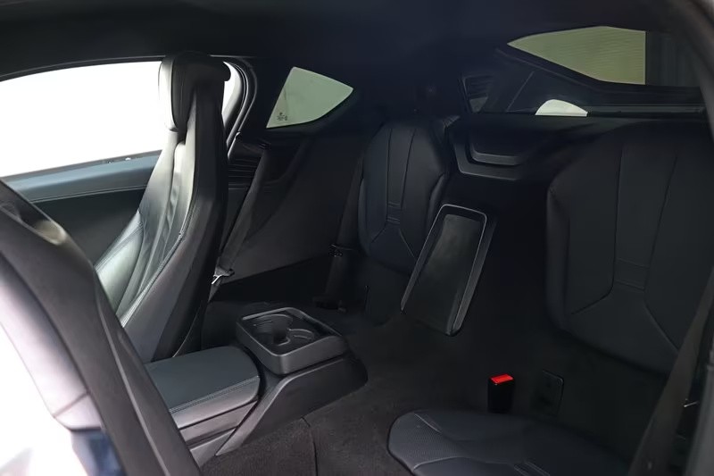 bmw-i8-2017-hibrido-a-gasolina-1499cc