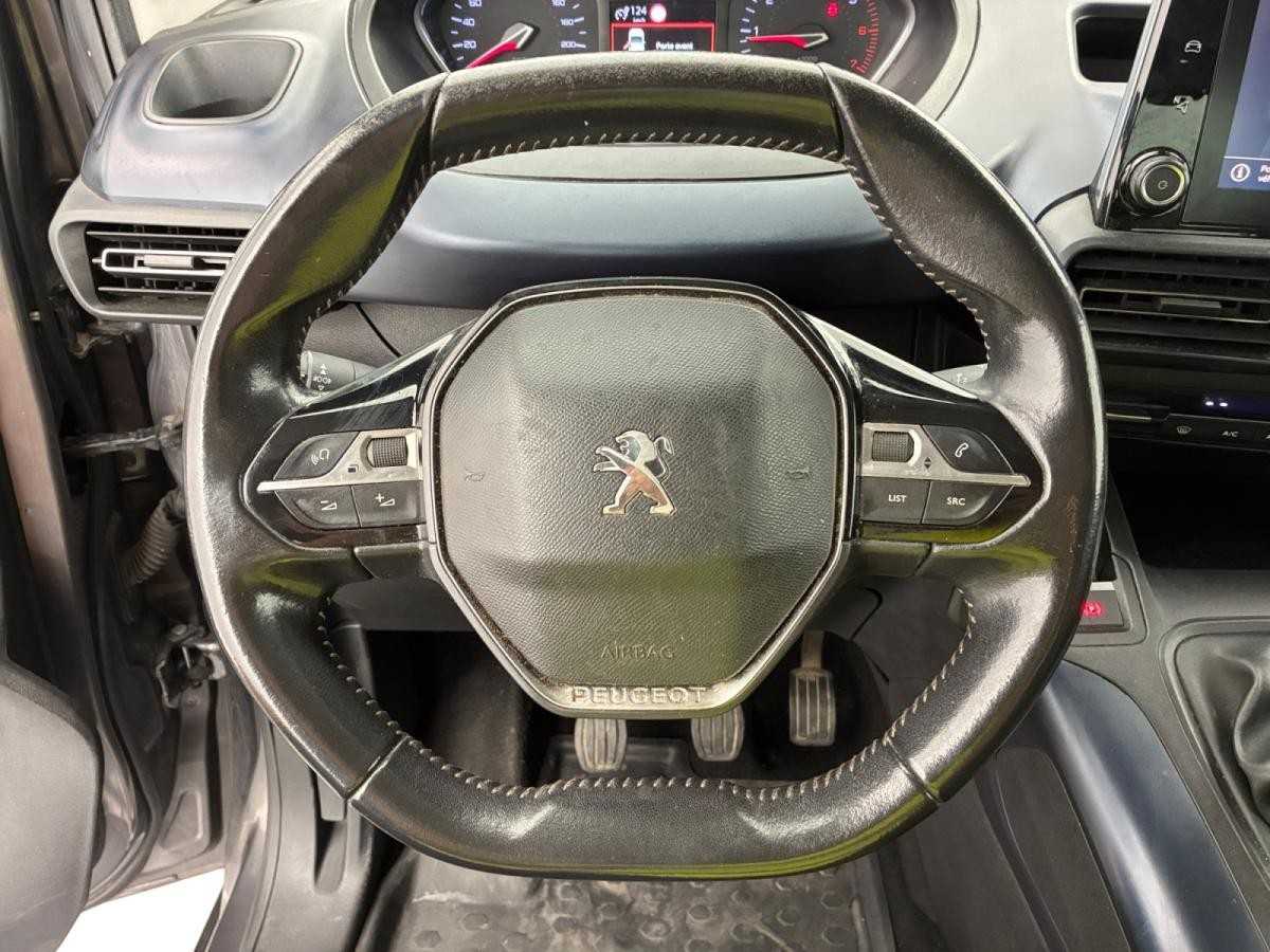 peugeot-rifter-2020-diesel-1499cc