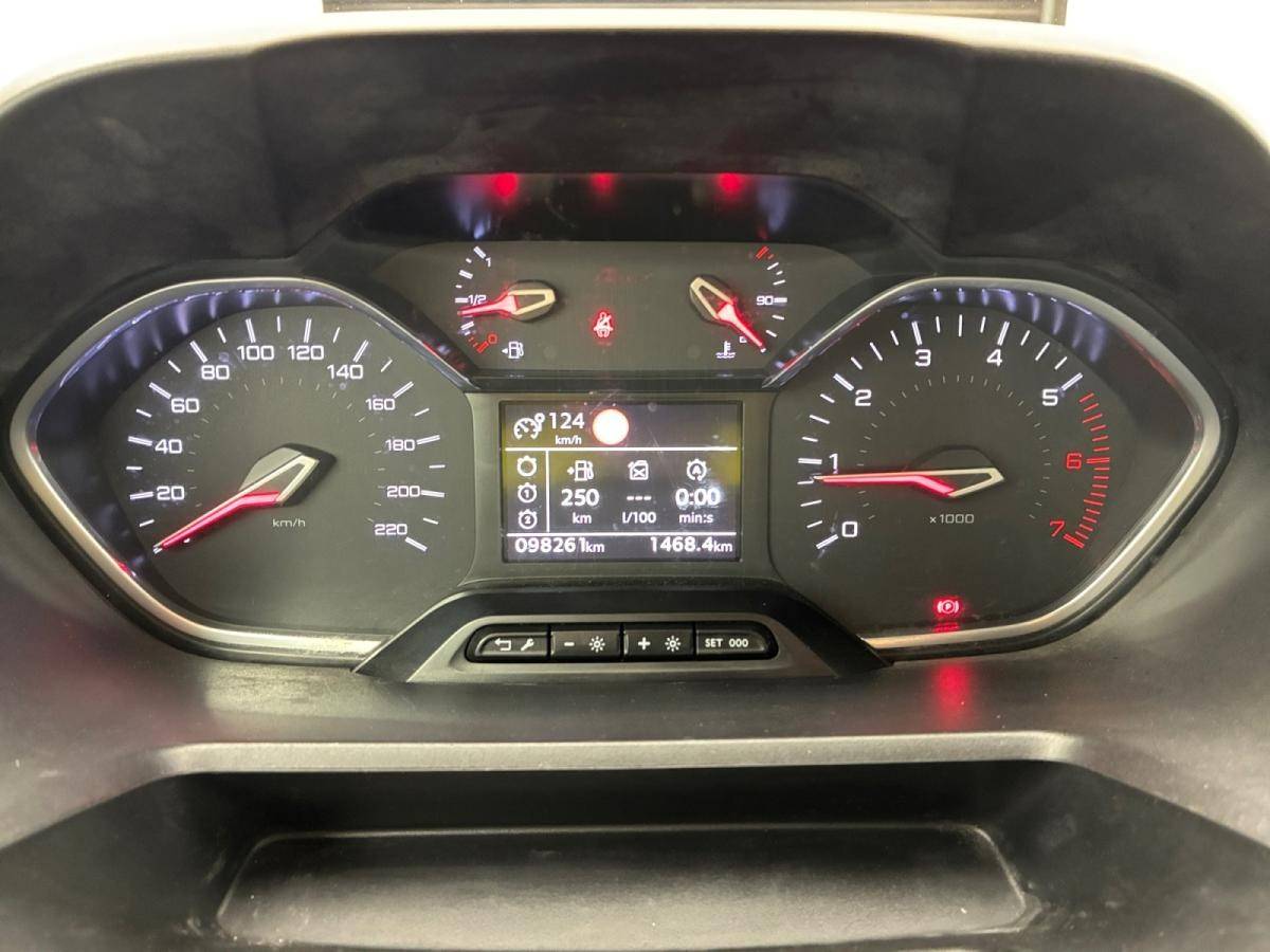 peugeot-rifter-2020-diesel-1499cc