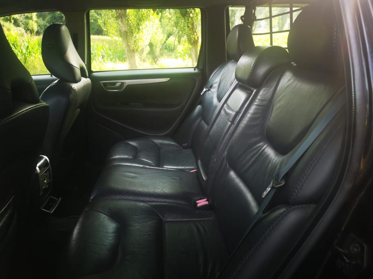 volvo-xc-70-2007-diesel-2401cc