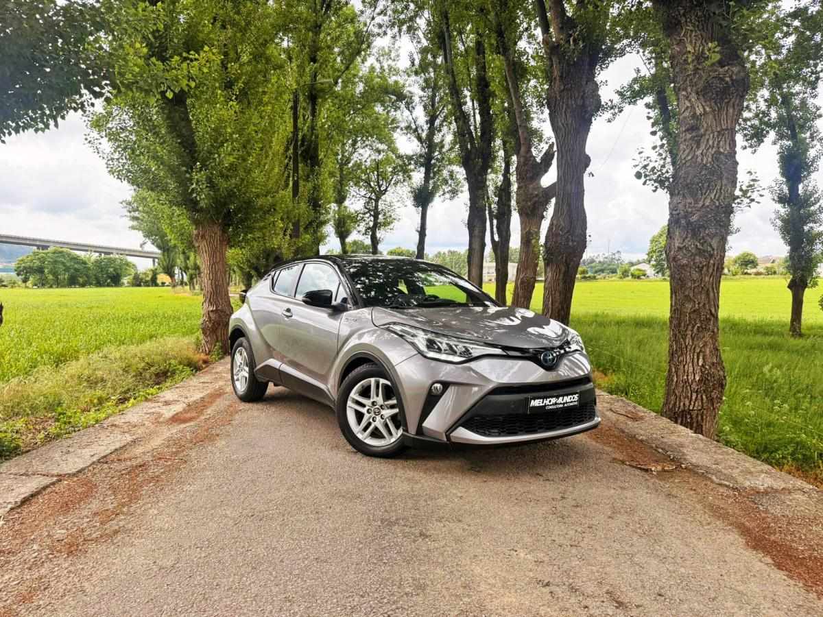 toyota-c-hr-2022-hibrido-a-gasolina-1798cc