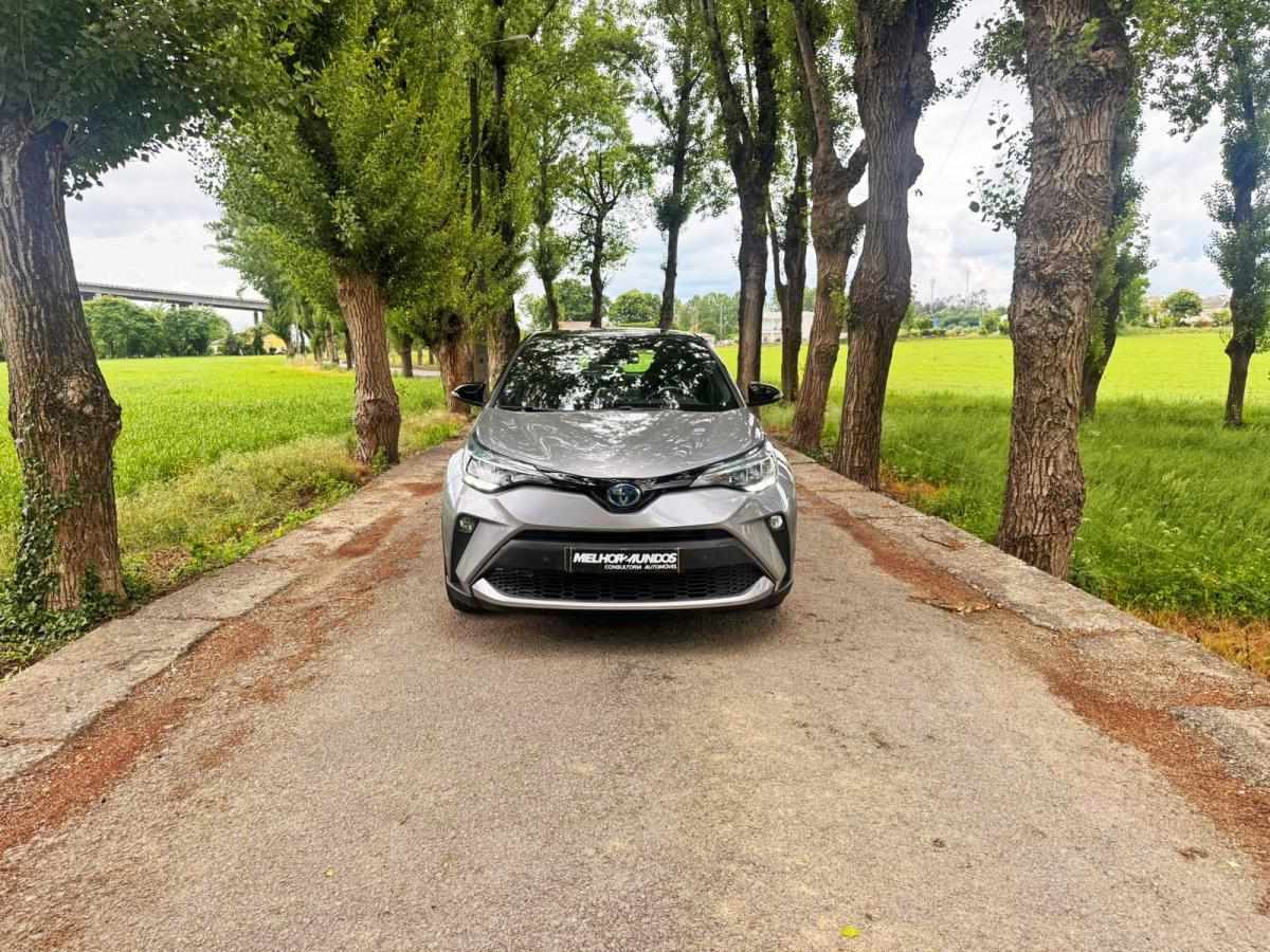 toyota-c-hr-2022-hibrido-a-gasolina-1798cc