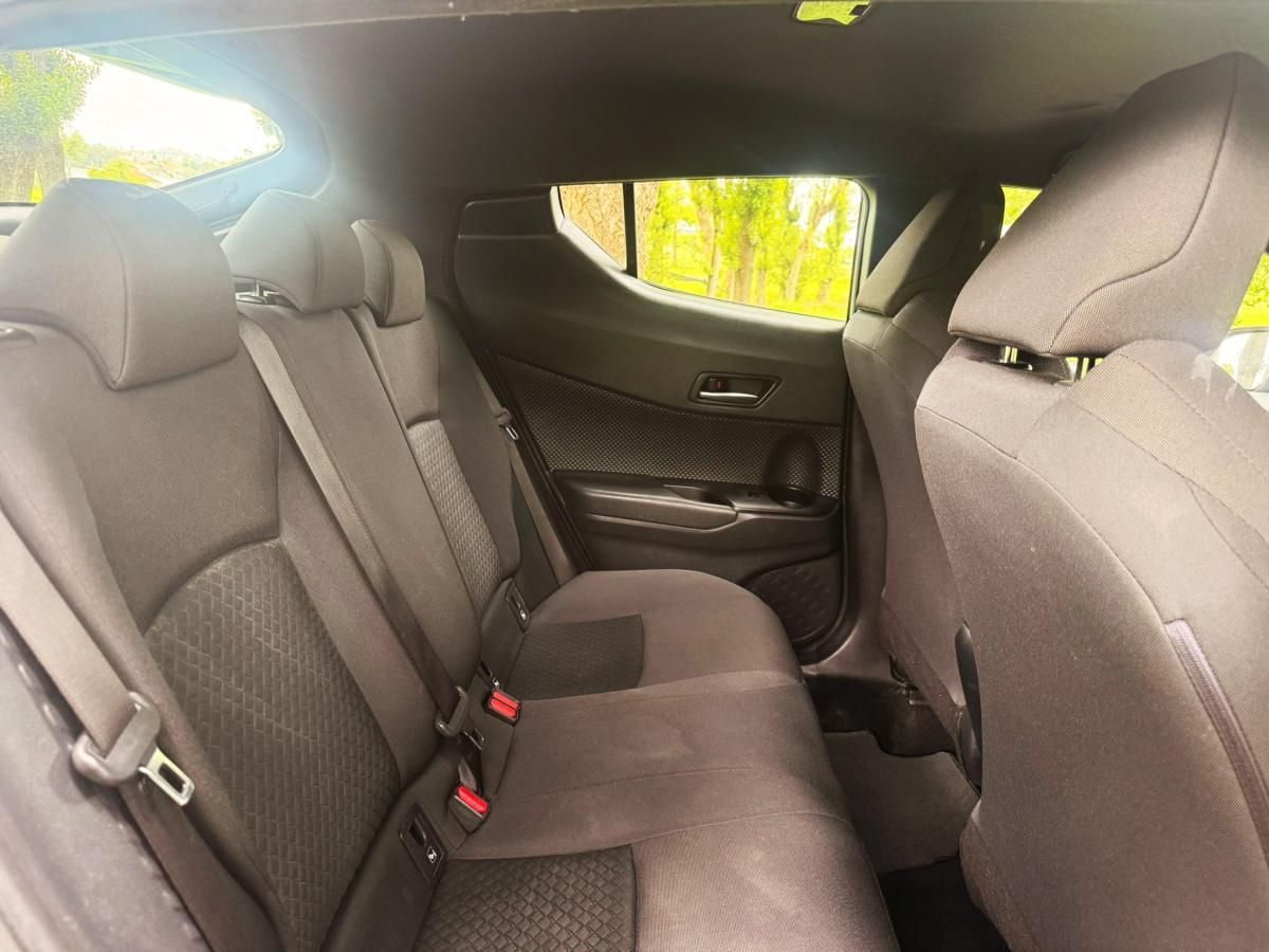 toyota-c-hr-2022-hibrido-a-gasolina-1798cc