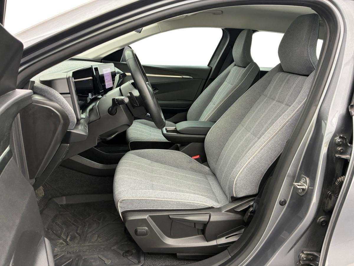 renault-megane-e-tech-2023-eletrico-0cc