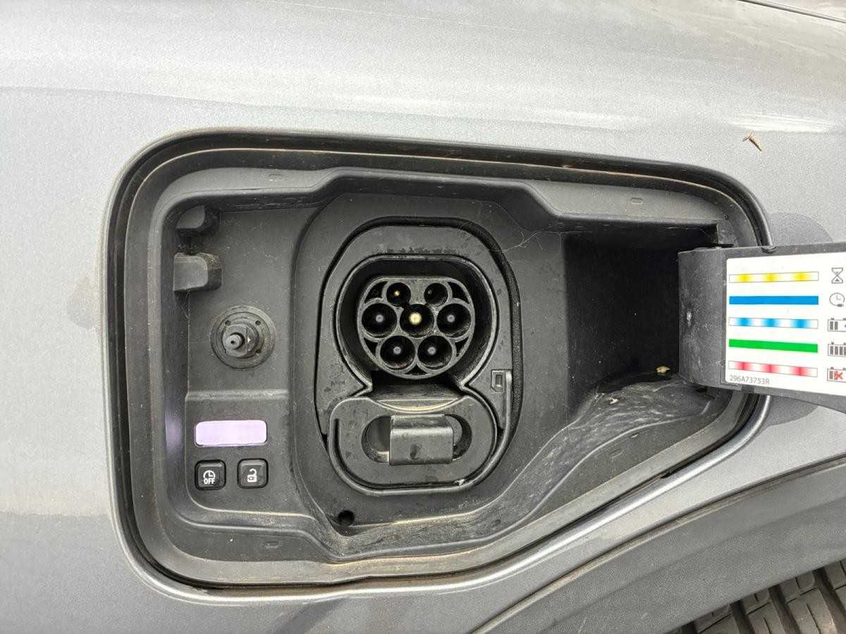 renault-megane-e-tech-2023-eletrico-0cc